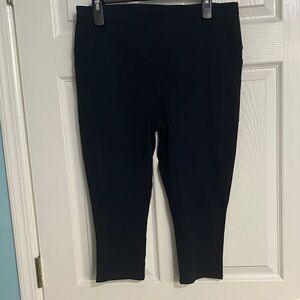 Skechers Black Capris Leggings Size XL Side Pockets